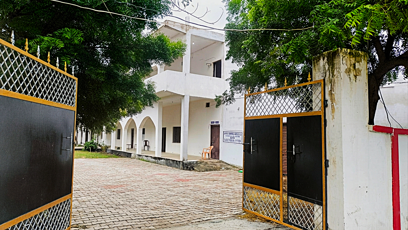 Shri Ramesh Chandra Manager Jainath Memorial Private ITI